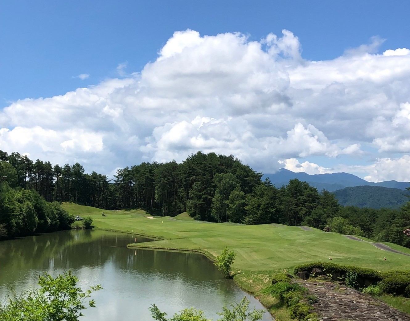長野県・諏訪レイクヒルカントリークラブ