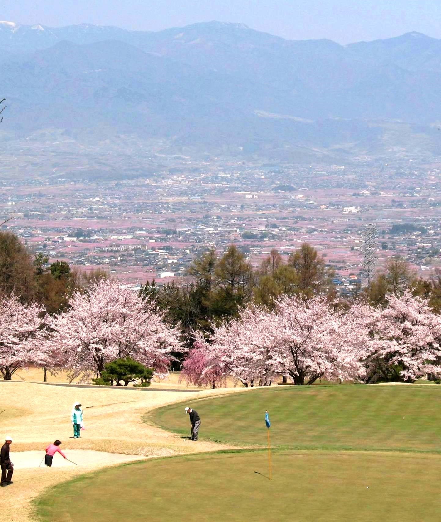 山梨県・甲府国際カントリークラブ