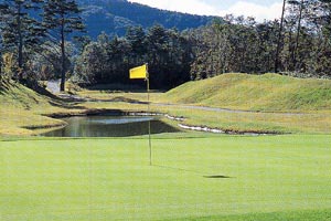 兵庫県・湯村カンツリークラブ