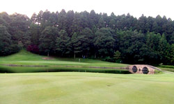 名物ホール…4番Par3・16番Par5