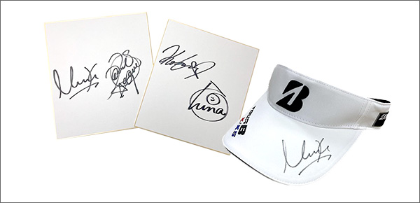 各エリア出場プロサイン入り色紙またはキャップ