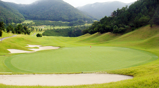 ジャパンビレッジゴルフ倶楽部